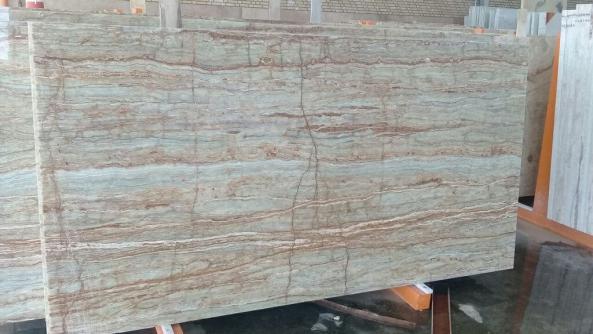 خرید سنگ تراونیکس قرمز به صورت عمده در آذربایجان