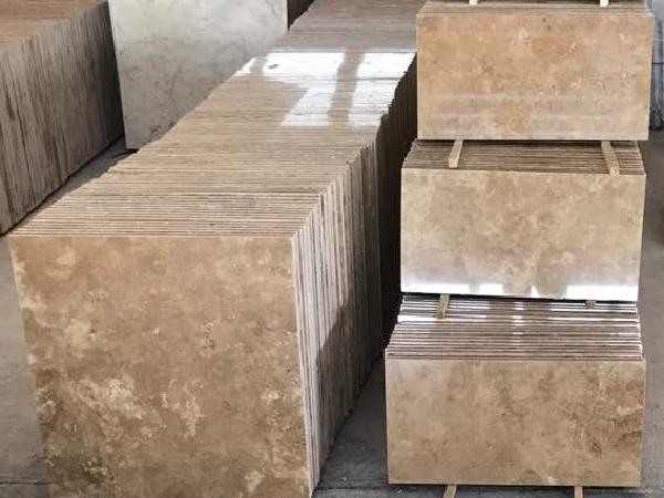 قیمت سنگ تراورتن دودی به صورت عمده در بازار یزد 