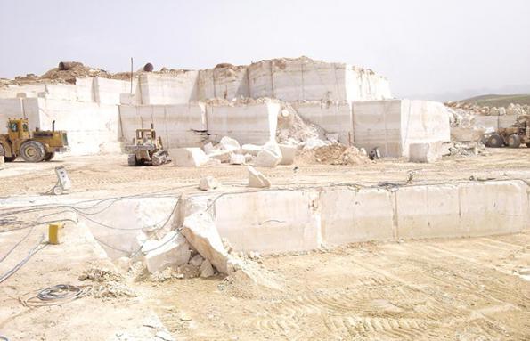 بزرگترین کارخانه تولیدی سنگ تراورتن و سنگ مرمر در اصفهان