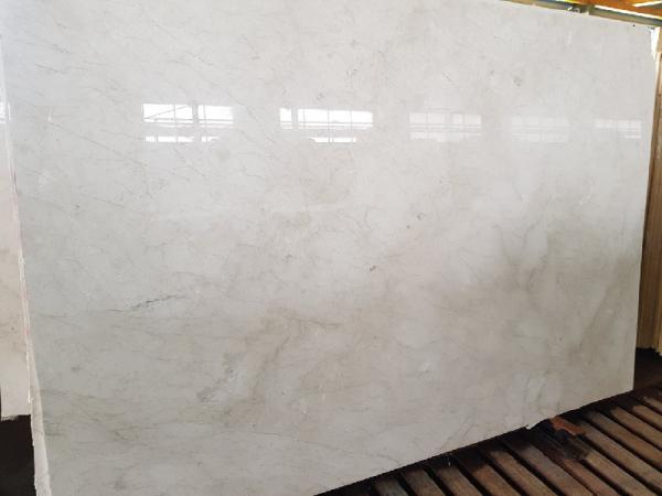 توزیع و پخش سنگ مرمریت سفید با بسته بندی متنوع در همدان